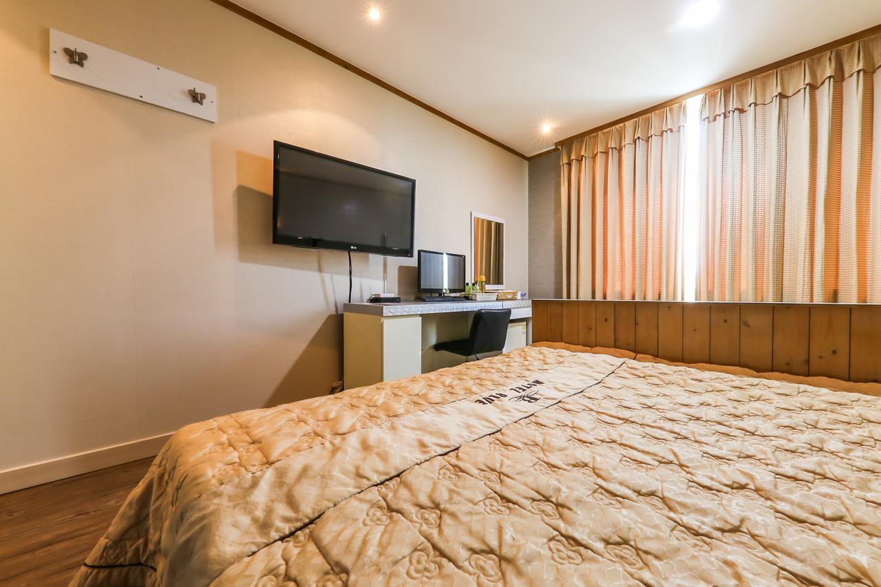 Blue Motel Boryeong Εξωτερικό φωτογραφία